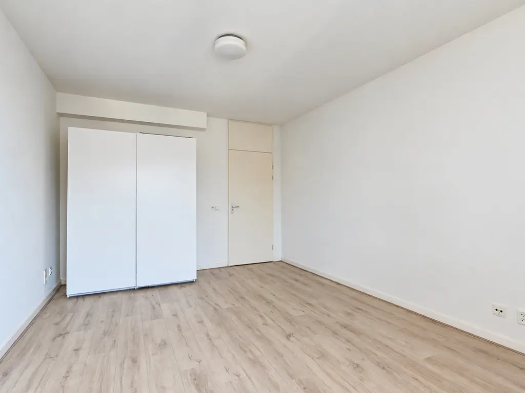 Laan van Roos en Doorn 5E, 'S-GRAVENHAGE