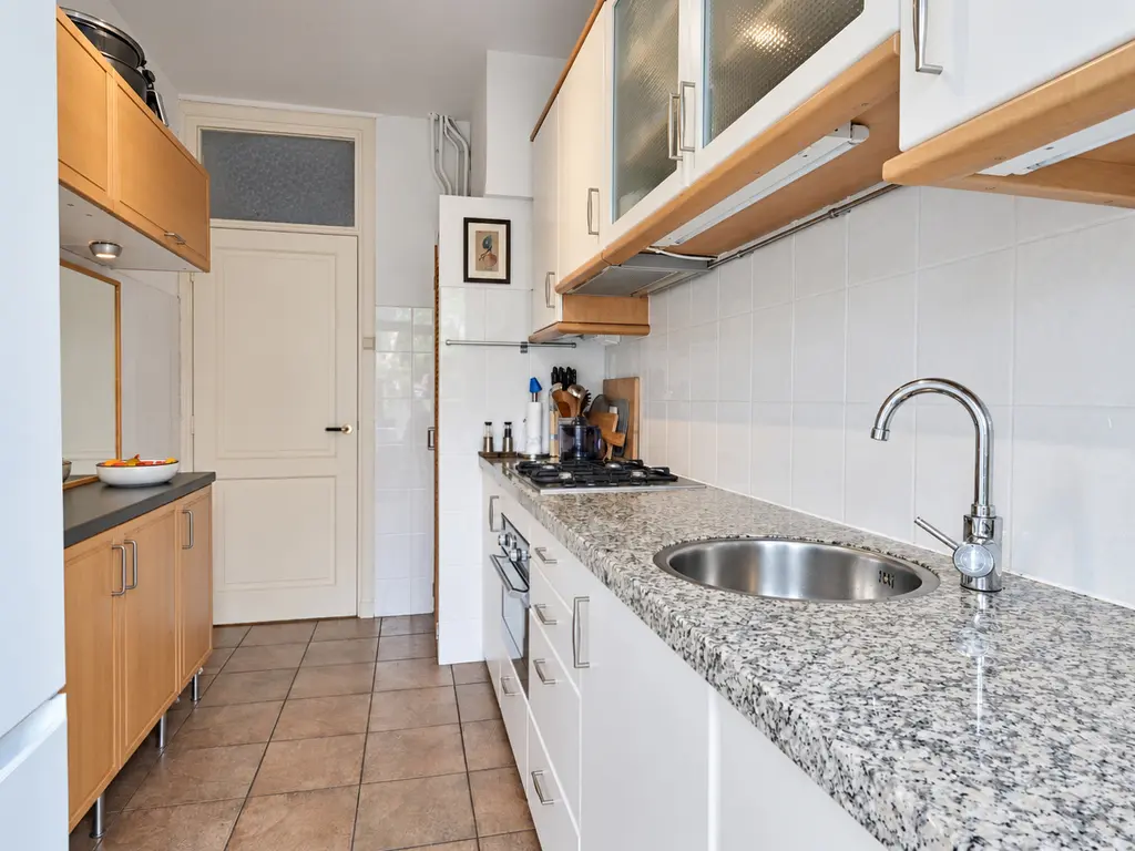 Van der Aastraat 122, 'S-GRAVENHAGE