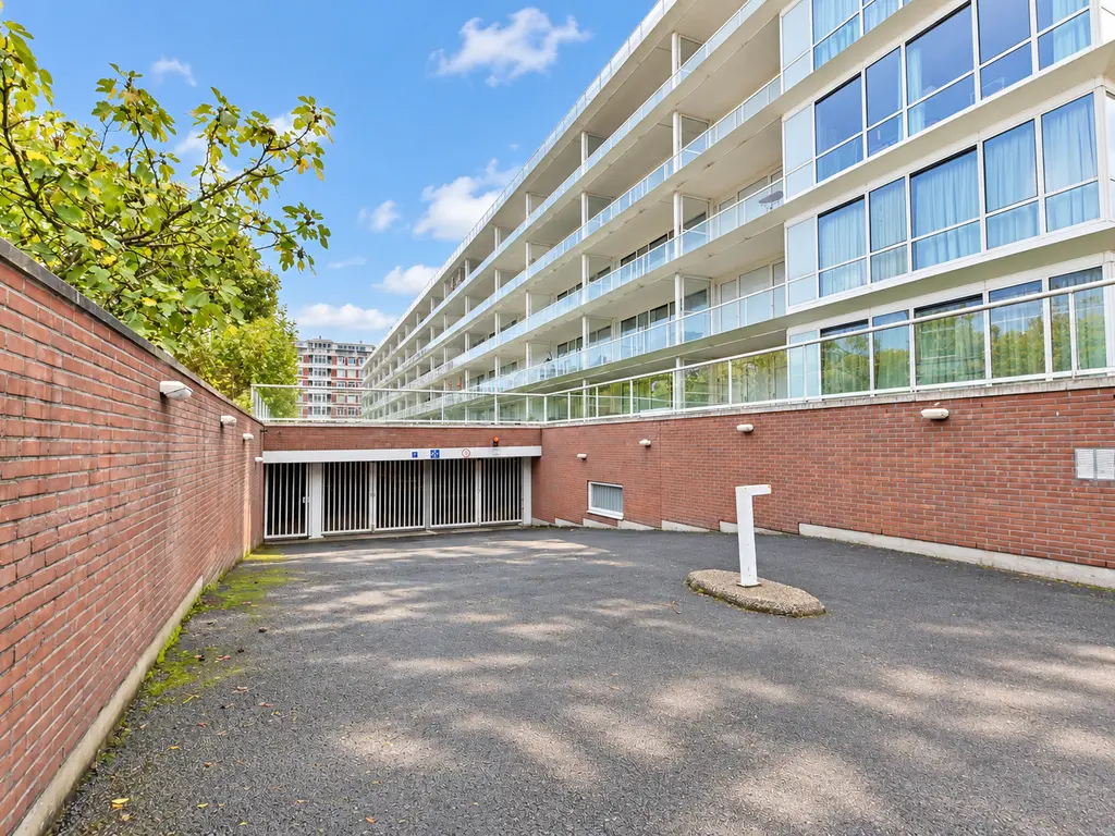 Burgemeester De Monchyplein 57, 'S-GRAVENHAGE