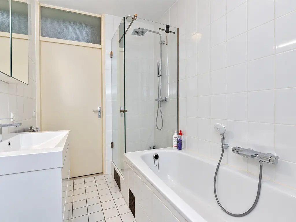 Burgemeester De Monchyplein 57, 'S-GRAVENHAGE