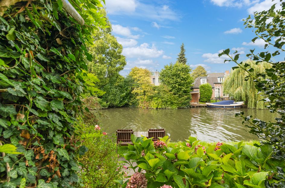Tussenwoning te koop: Utrechtsestraatweg 59, Woerden
