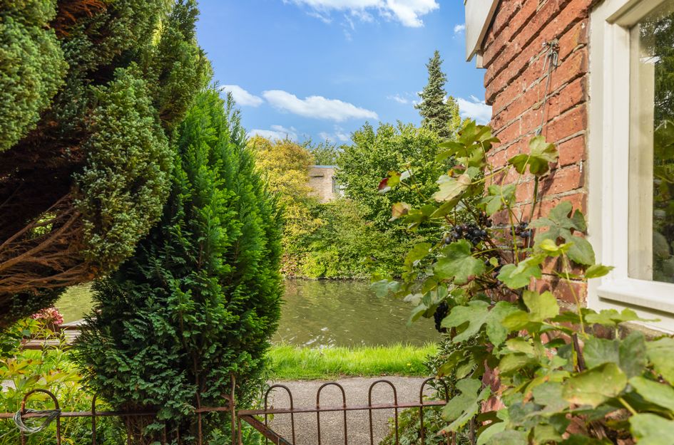 Tussenwoning te koop: Utrechtsestraatweg 59, Woerden