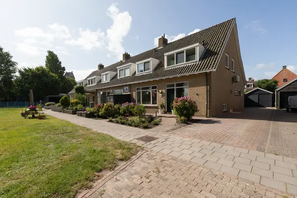Lammert Scheltesstraat 23, Pingjum