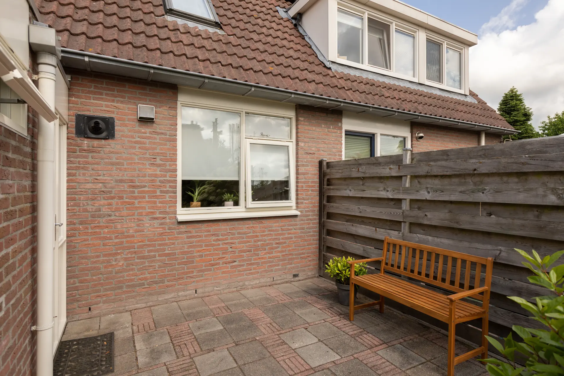 Dennenburg 15, Bolsward