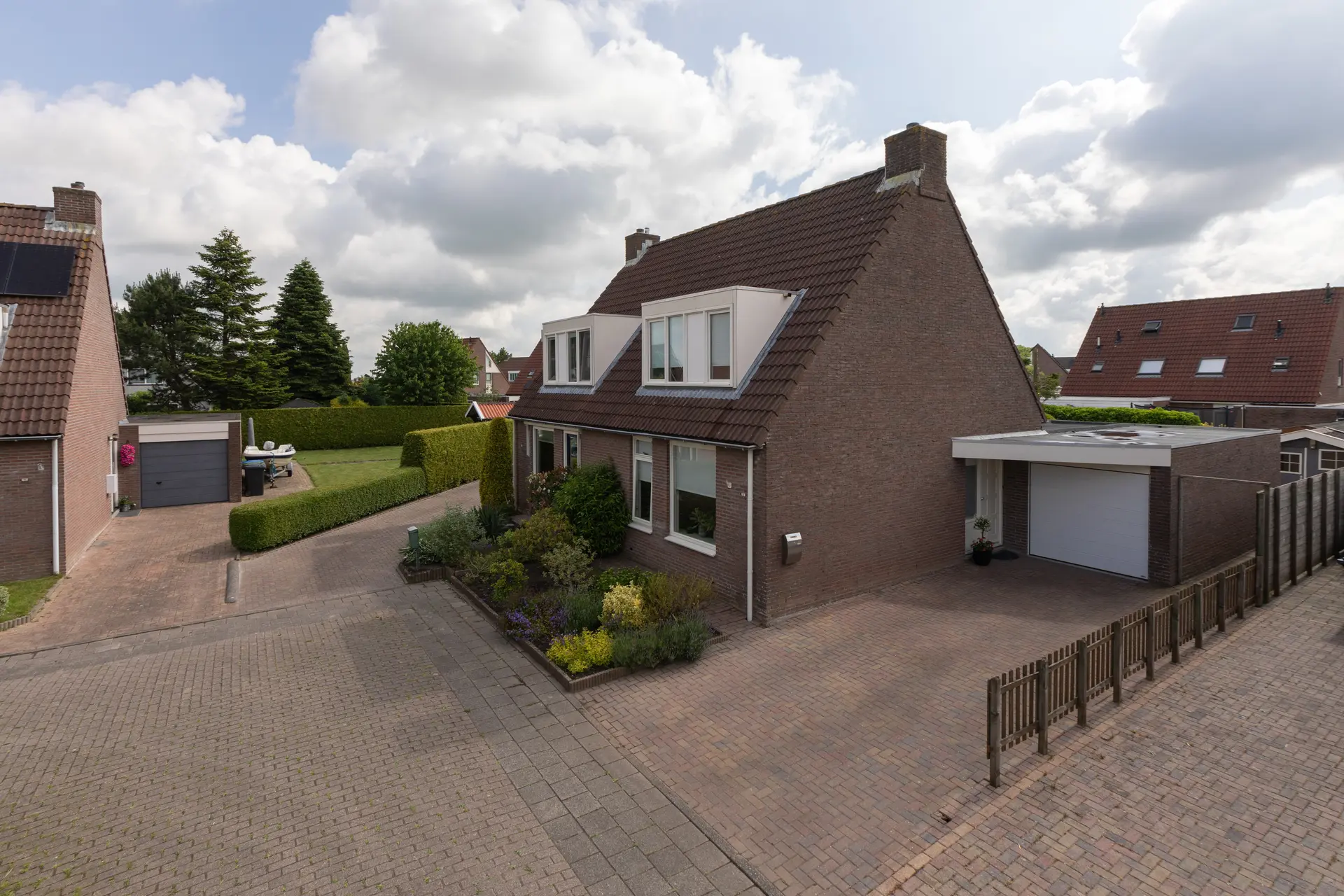 Dennenburg 15, Bolsward