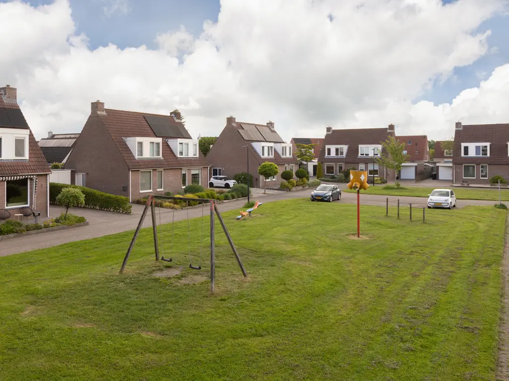 Dennenburg 15, Bolsward