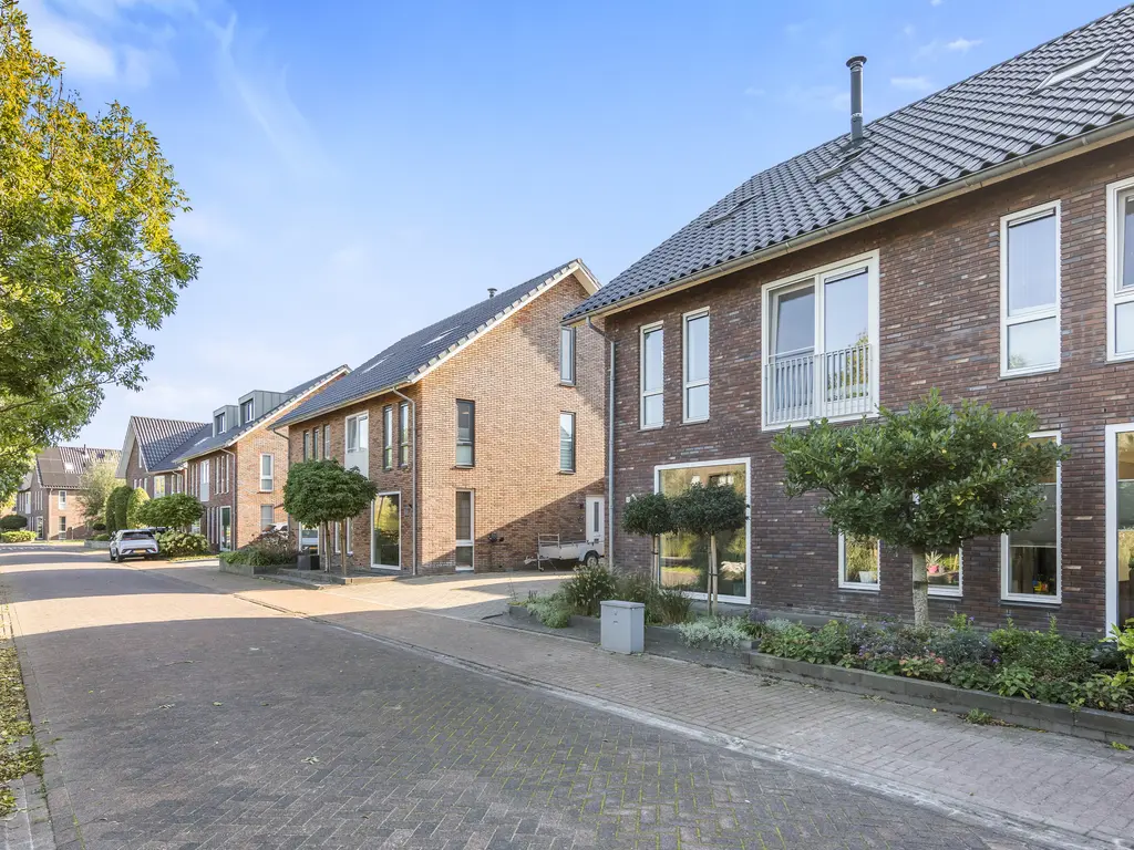 Catrijn Epessingel 10, Bolsward