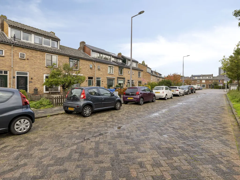 Burgemeester Verduynstraat 21, Pernis