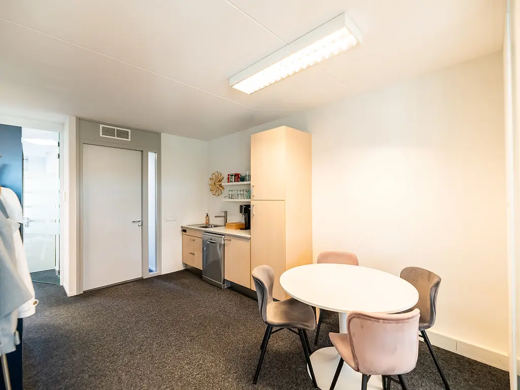 Princenhagelaan 1B2, Breda