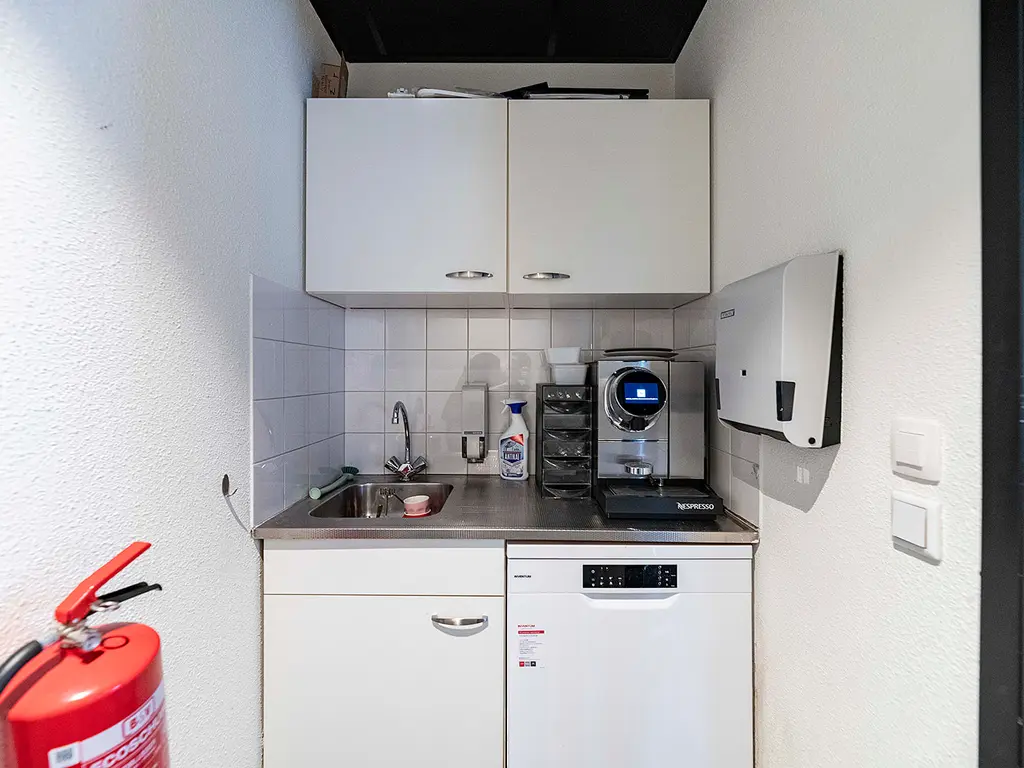 Minervum 7444K, Breda