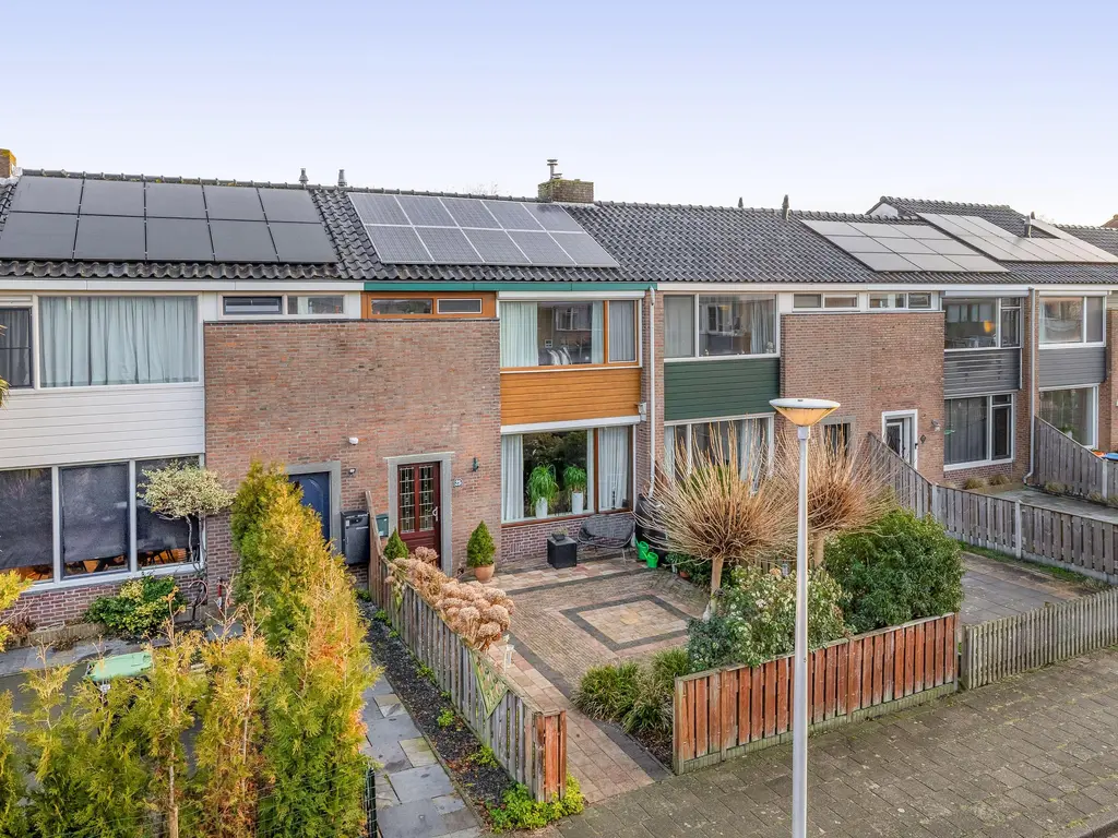 Ds Th Rijckewaerdstraat 25, BRIELLE