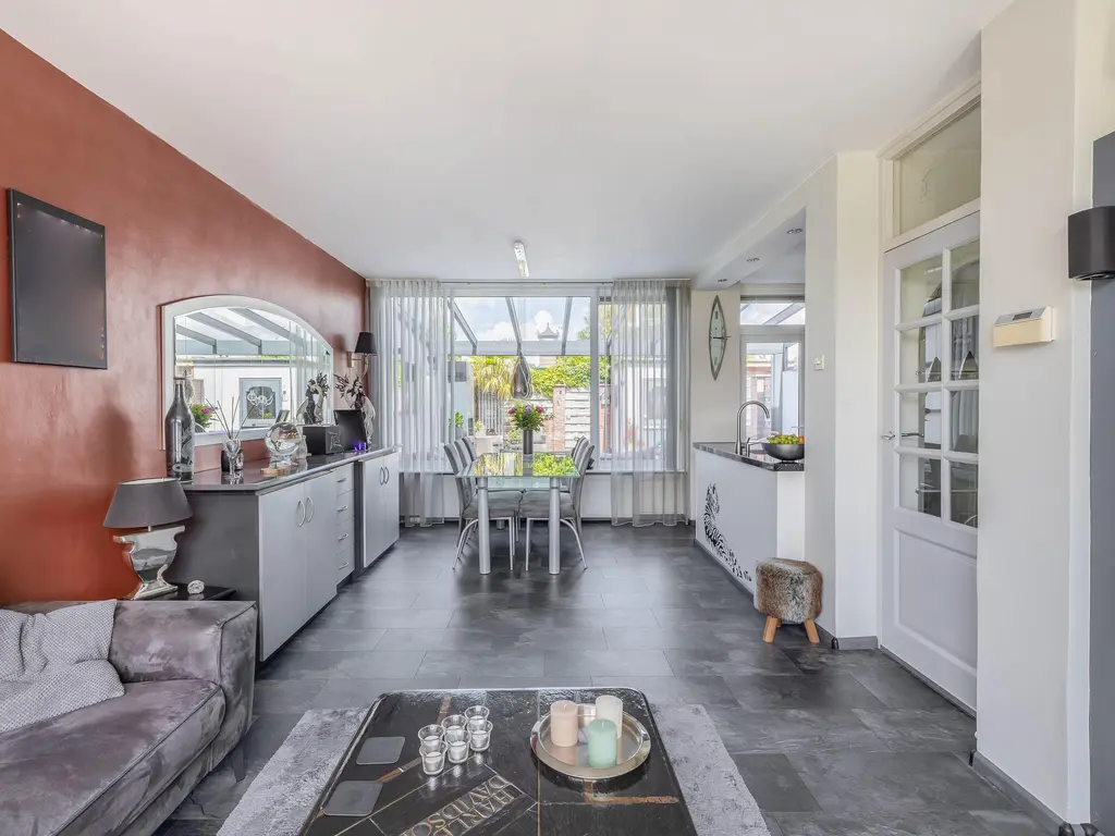 Ds Th Rijckewaerdstraat 43, BRIELLE