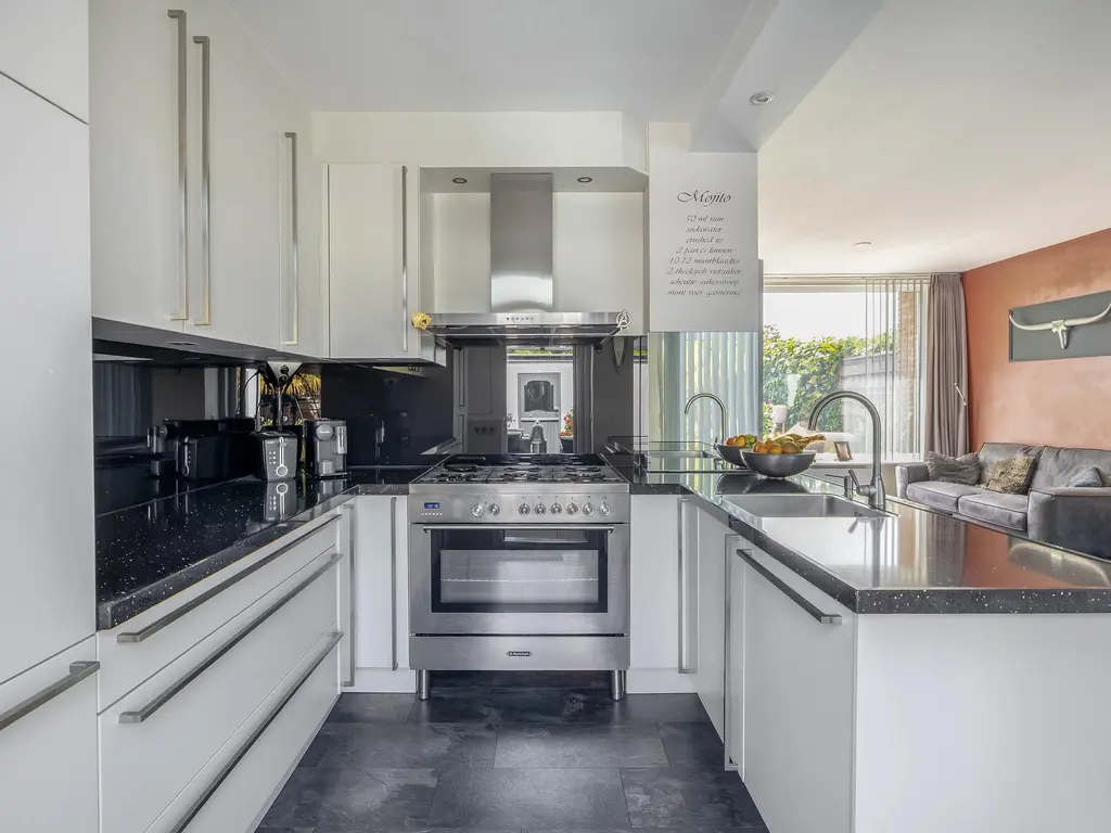 Ds Th Rijckewaerdstraat 43, BRIELLE