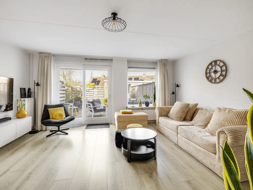 Sparregat 8, BRIELLE