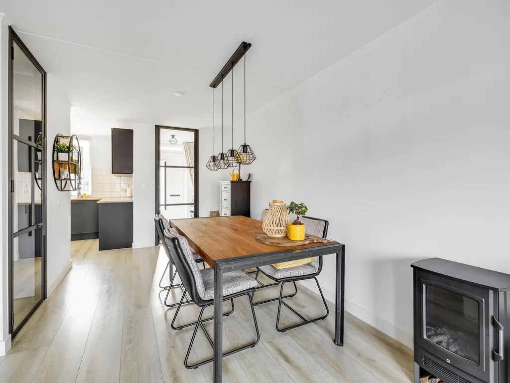 Sparregat 8, BRIELLE
