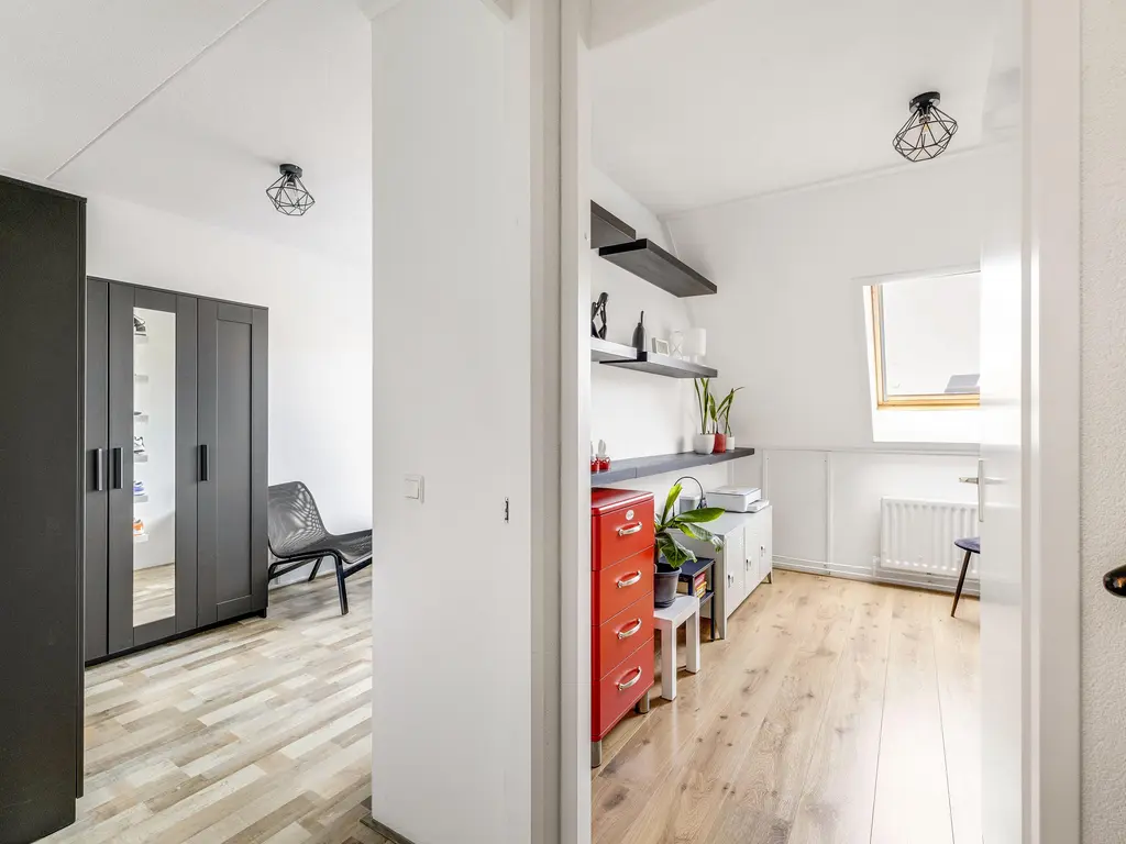 Sparregat 8, BRIELLE