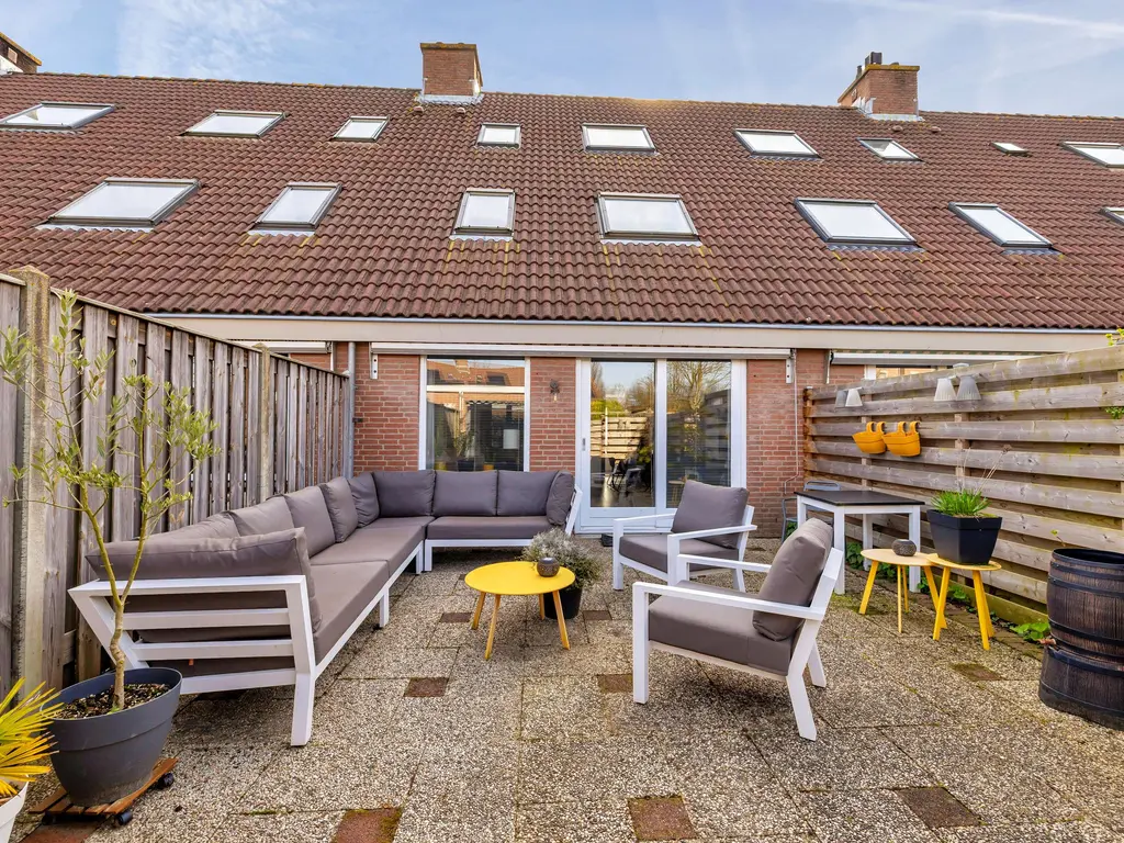 Sparregat 8, BRIELLE