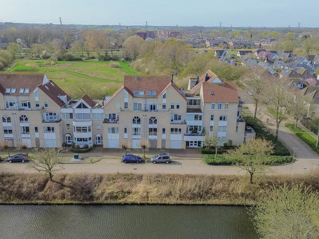 Krammer 32a, BRIELLE