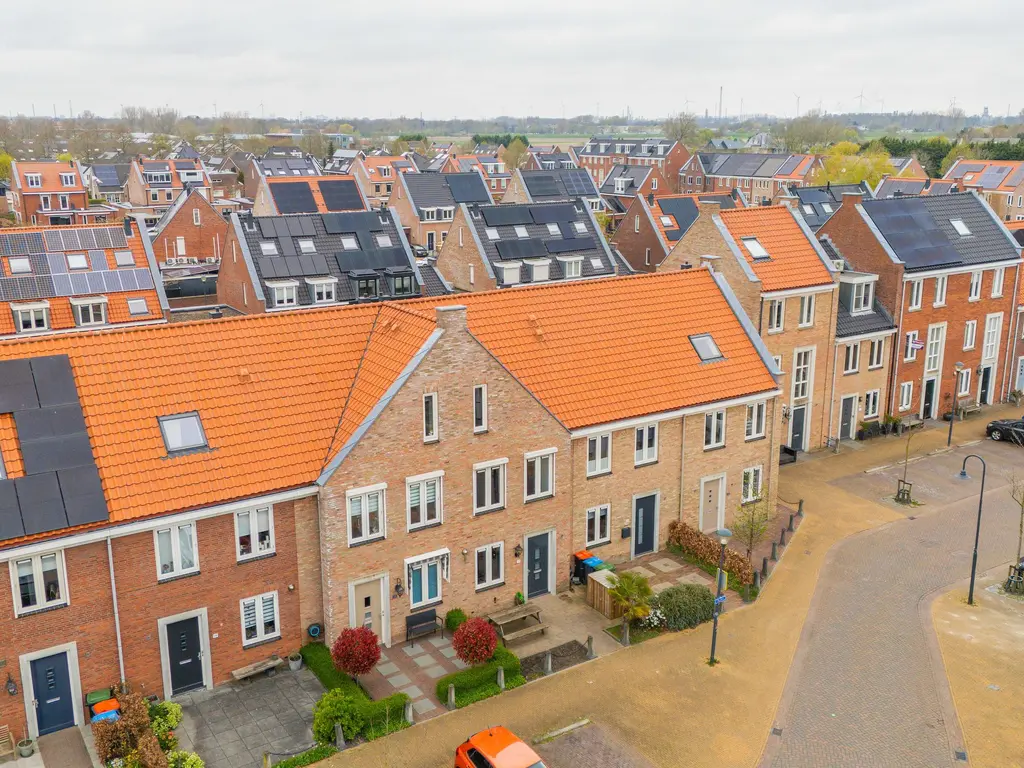 Baljuw 17, BRIELLE