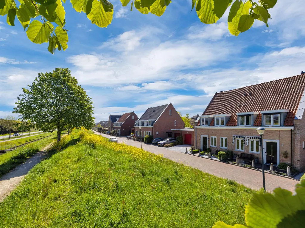 Staaldiep 3, BRIELLE