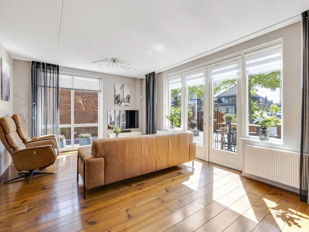 Staaldiep 3, BRIELLE