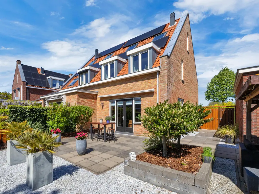 Staaldiep 3, BRIELLE