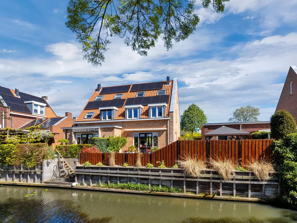 Staaldiep 3, BRIELLE