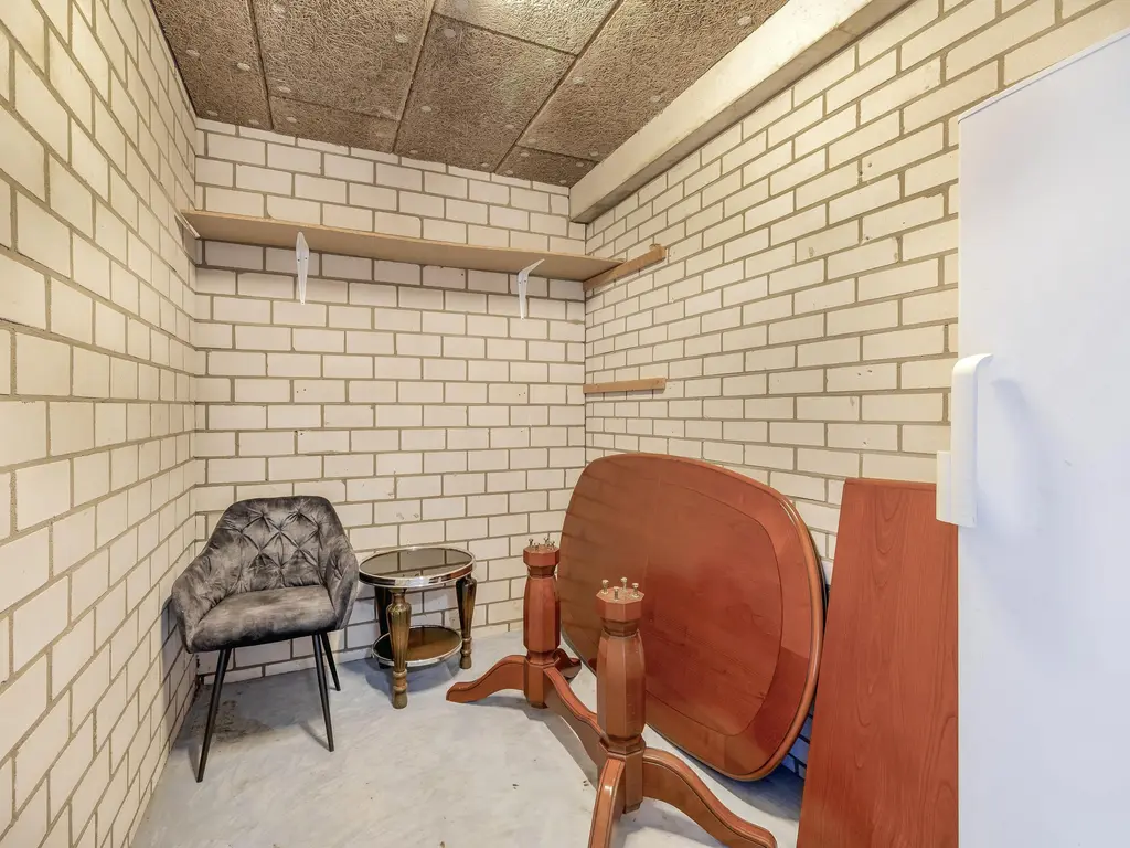 Honte 402, BRIELLE