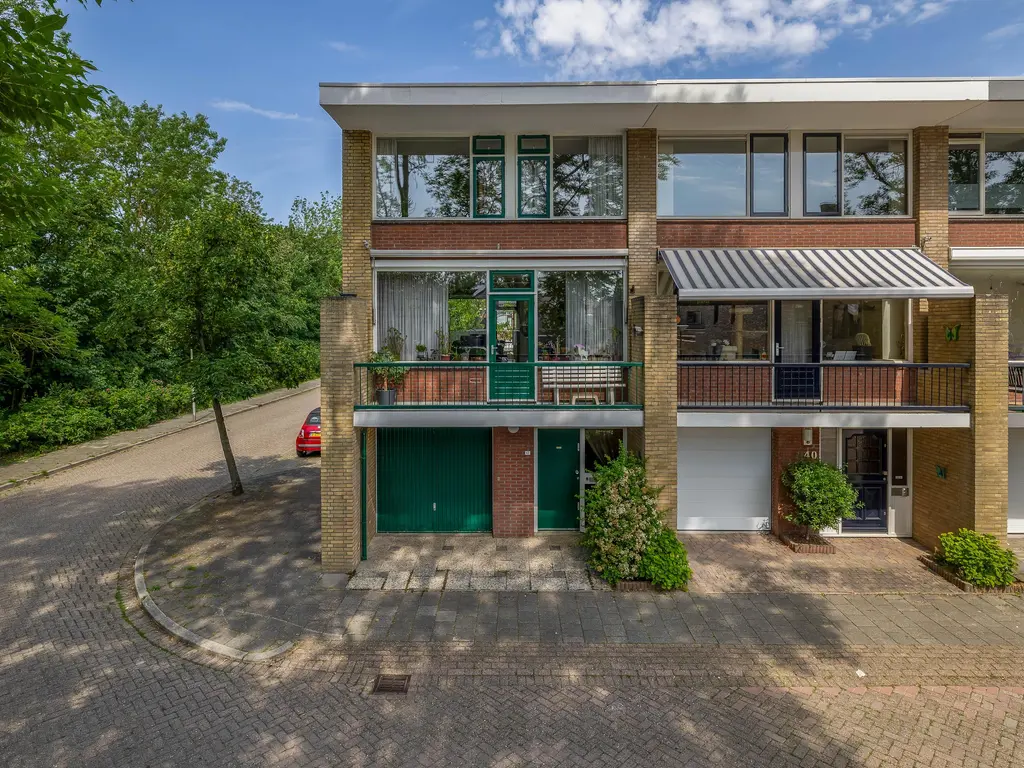 Mgr Smitstraat 42, BRIELLE