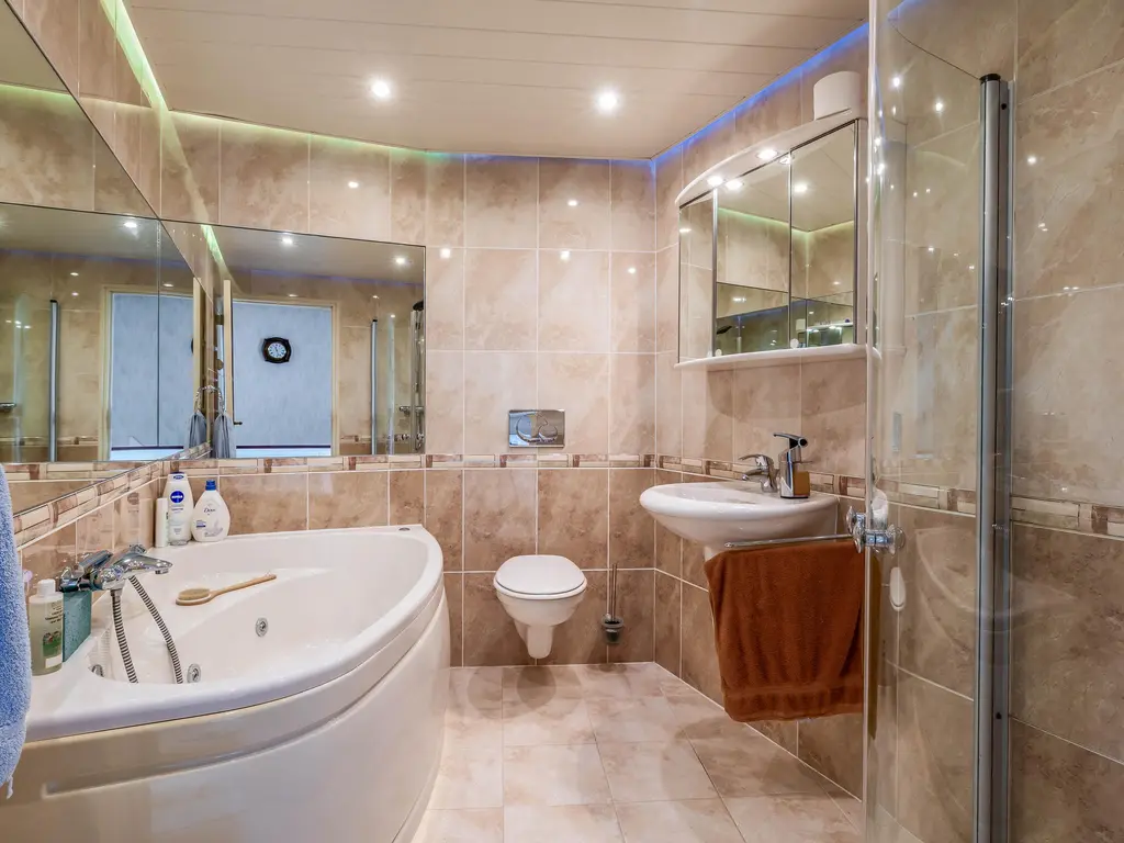 Mgr Smitstraat 42, BRIELLE
