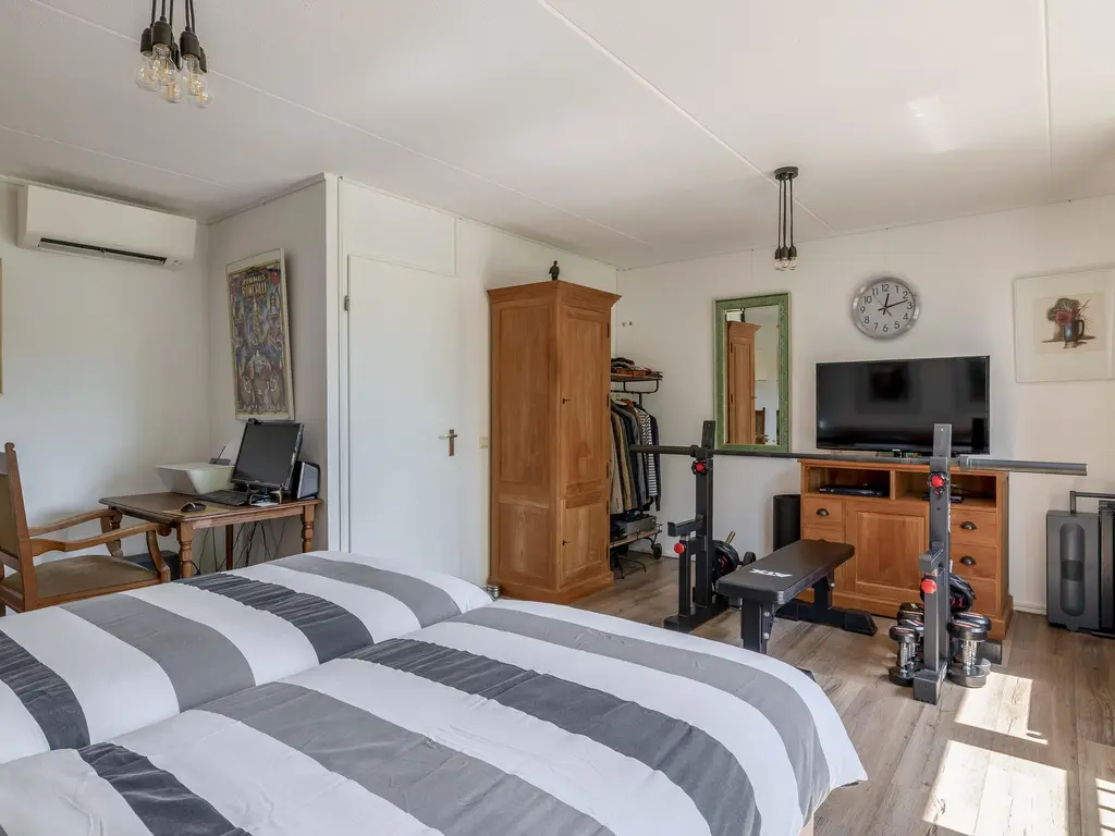 Krammer 47, BRIELLE