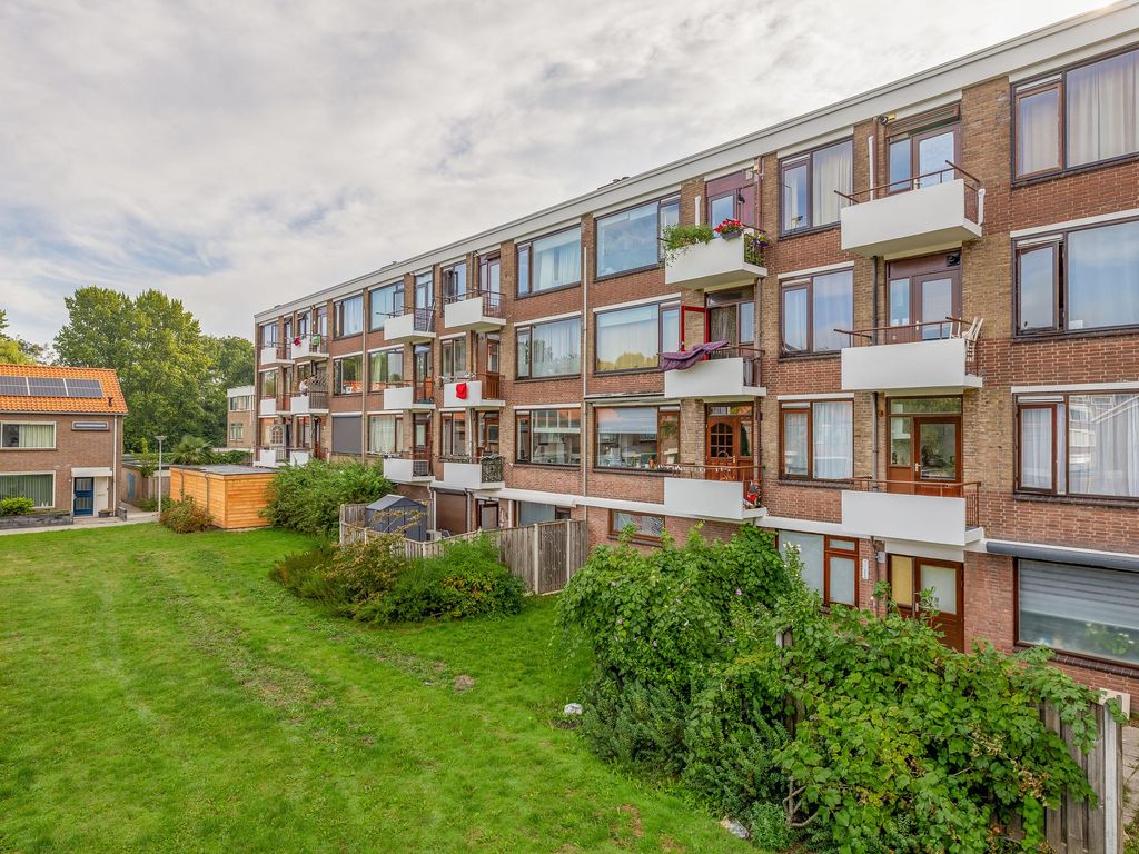Appartement te koop: Wilgensingel 73, Rozenburg