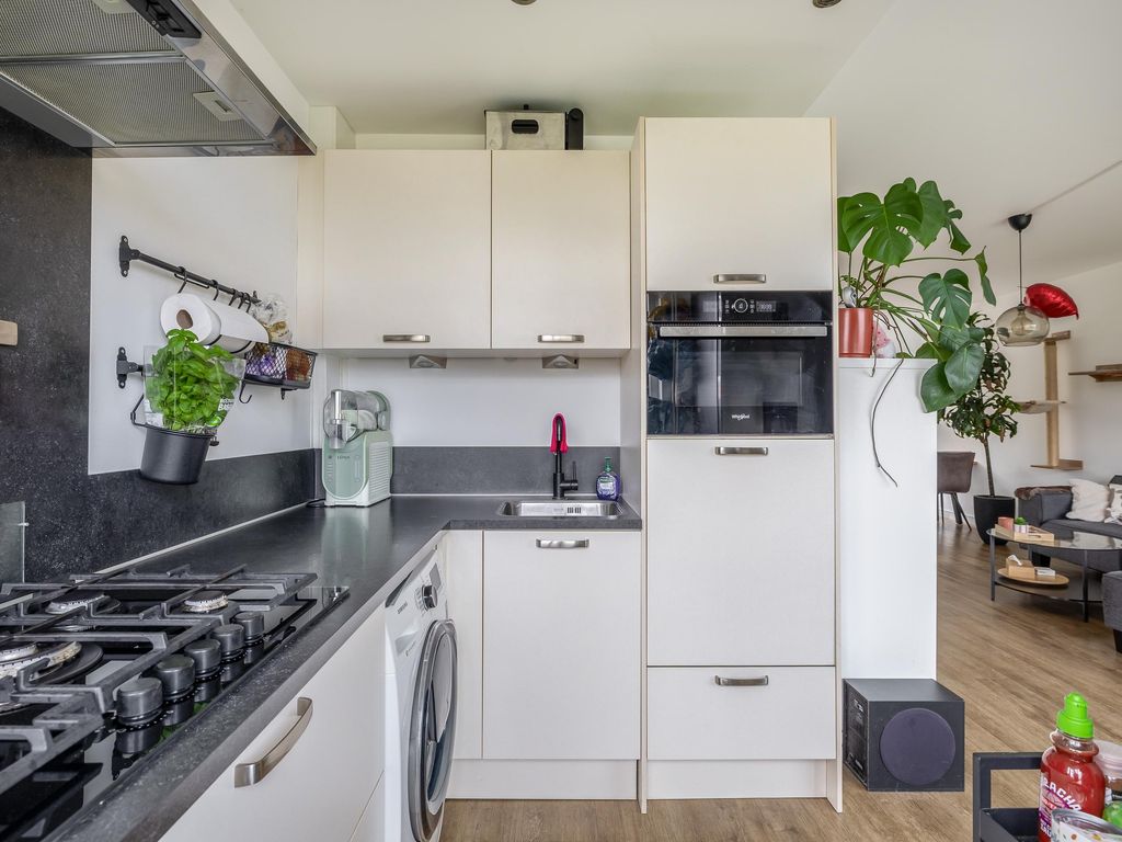 Appartement te koop: Wilgensingel 73, Rozenburg