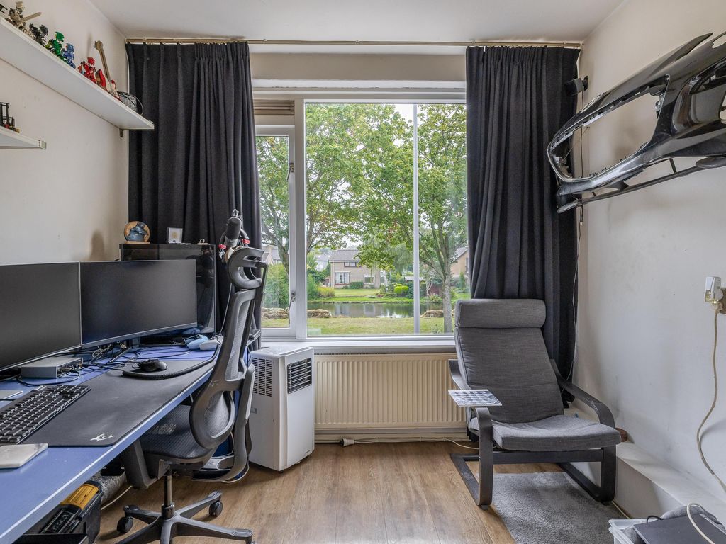 Appartement te koop: Wilgensingel 73, Rozenburg