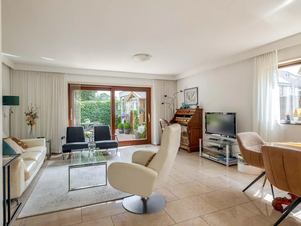 Dissel 29, BRIELLE