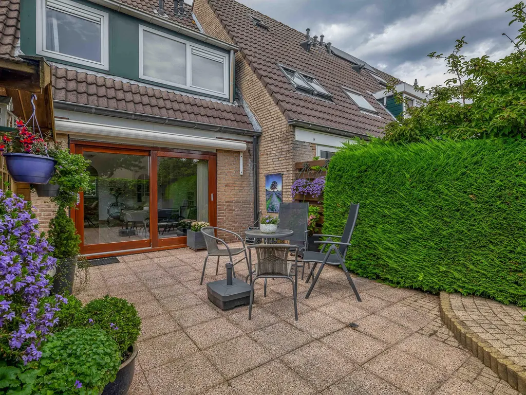 Dissel 29, BRIELLE