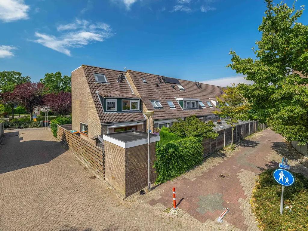 Dissel 29, BRIELLE