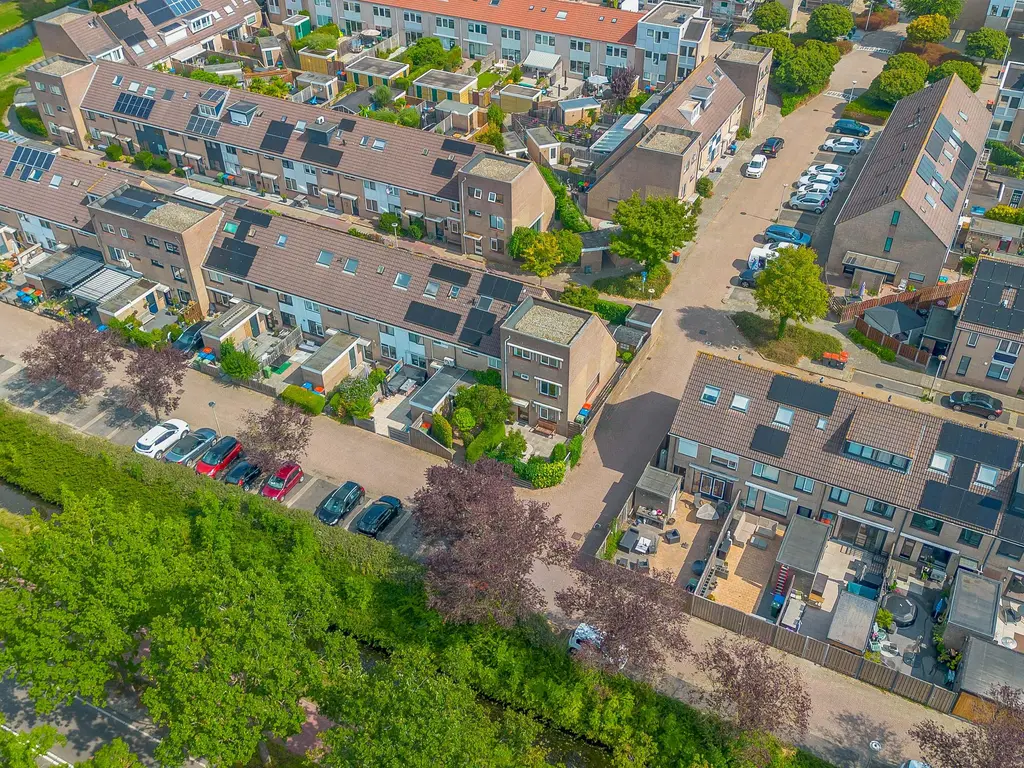 Dissel 29, BRIELLE