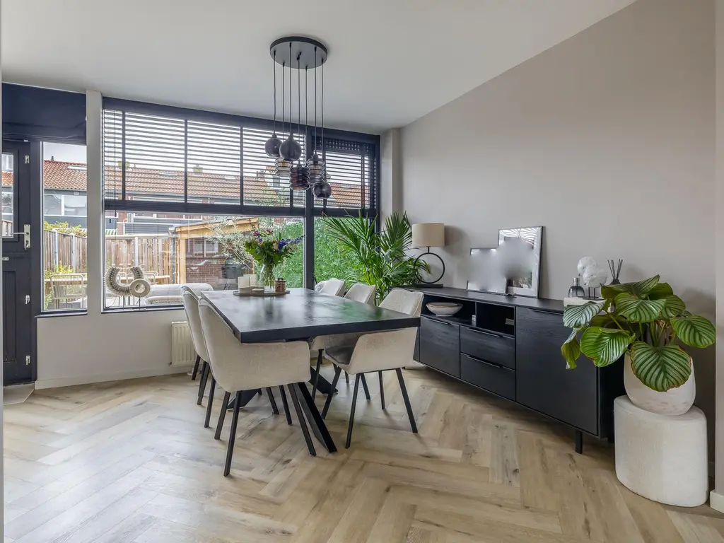 Anna-Hoevestraat 19, BRIELLE