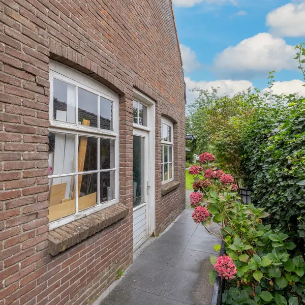 Wolput 83A, Vlijmen