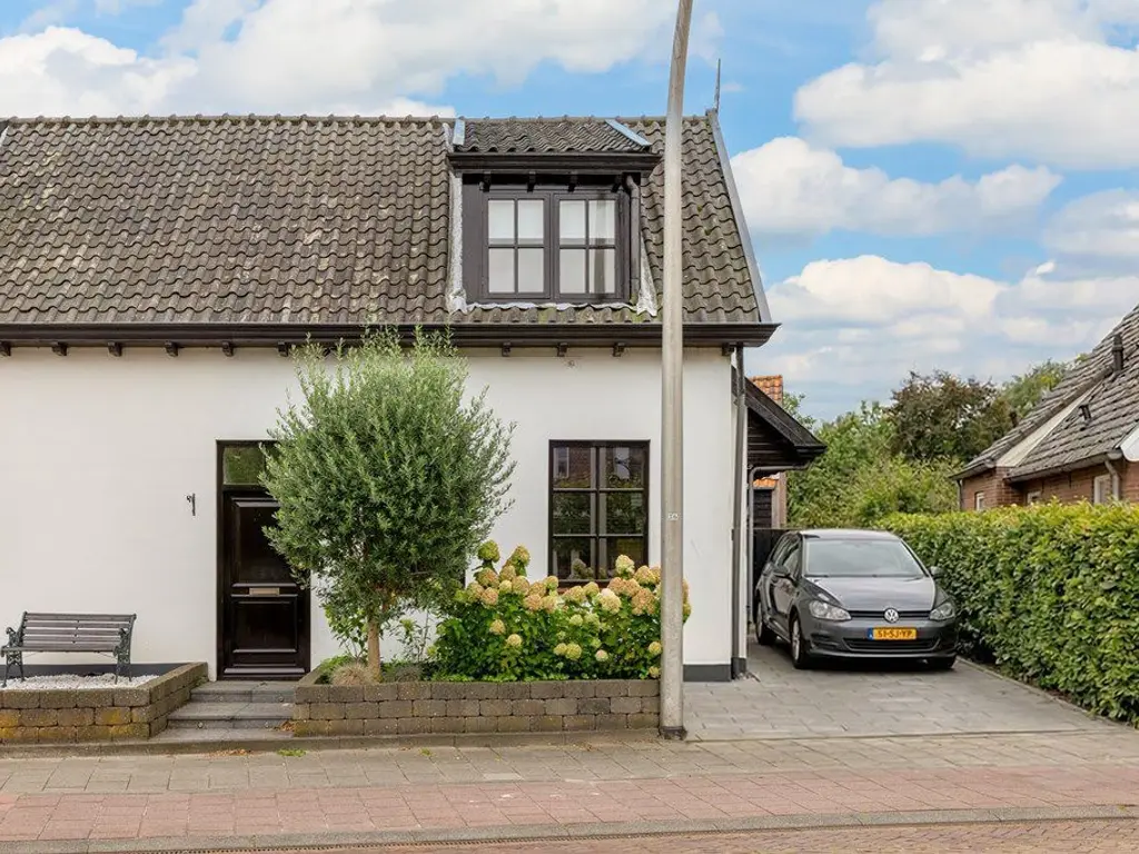 Wolput 83A, Vlijmen