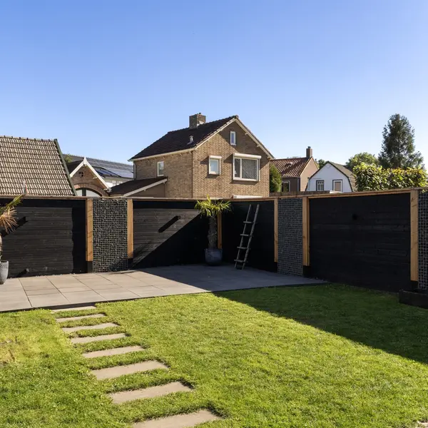 Hageland 1, Hedel
