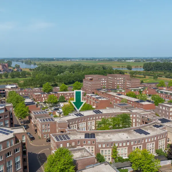 Oberon 4, 's-Hertogenbosch