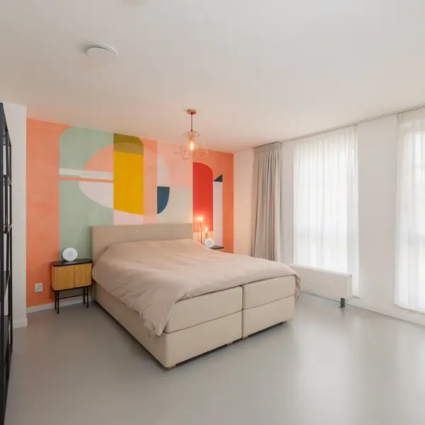 Oberon 4, 's-Hertogenbosch