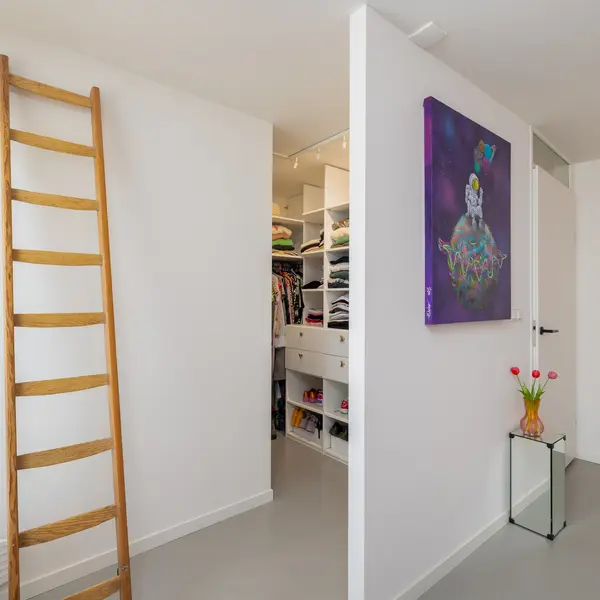 Oberon 4, 's-Hertogenbosch
