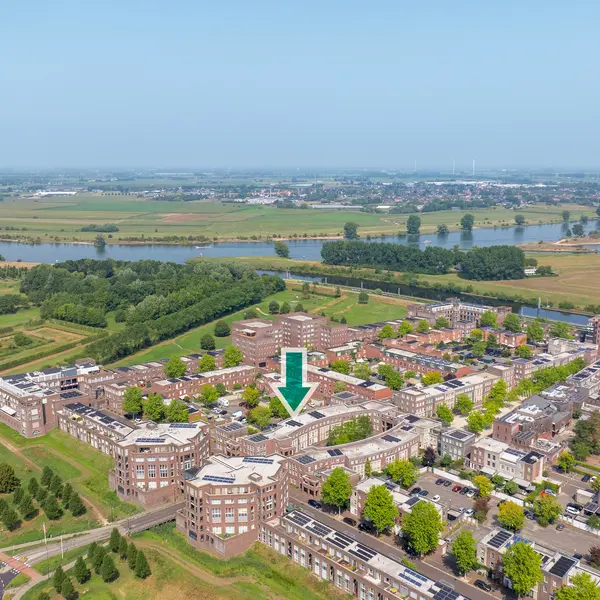 Oberon 4, 's-Hertogenbosch