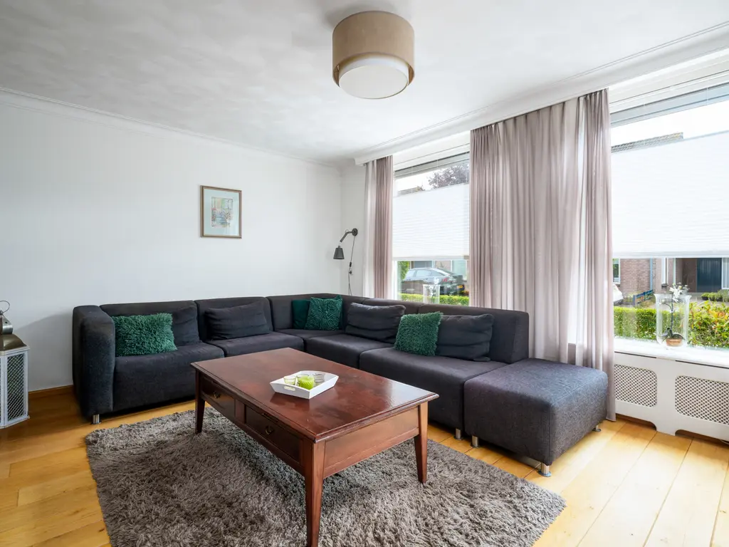 Oeverzwaluw 55, 'S-Hertogenbosch