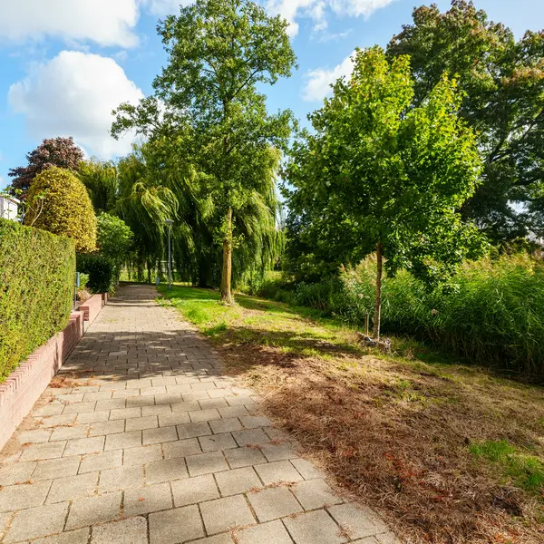 Stapelen 2, 's-Hertogenbosch