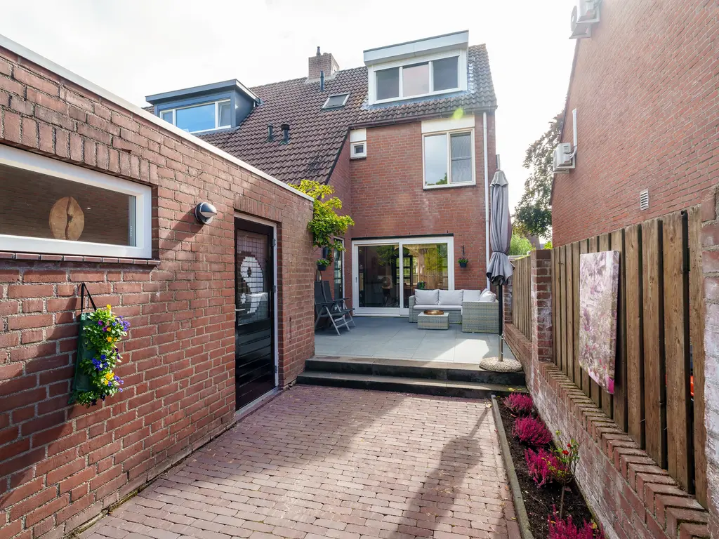 Stapelen 2, 's-Hertogenbosch