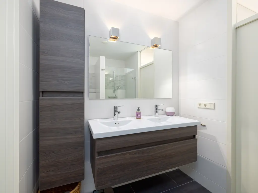 Karekiet 7, 'S-Hertogenbosch
